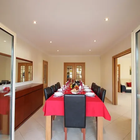 Pauline By Algarve Vacation Villa Albufeira