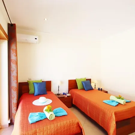 Pauline By Algarve Vacation Villa Albufeira