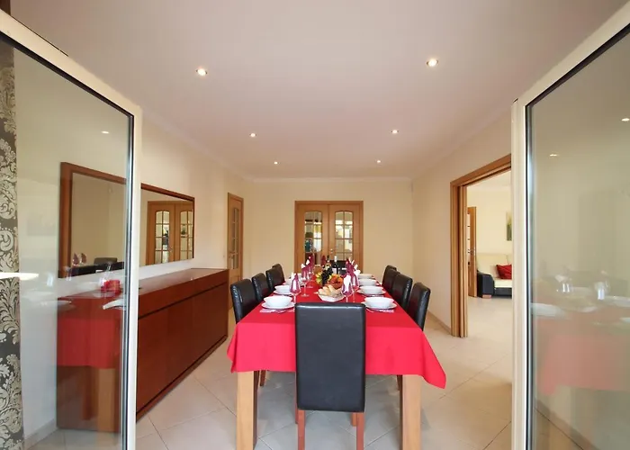 Pauline By Algarve Vacation Villa Albufeira