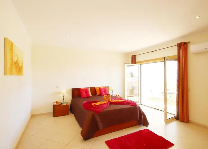 Pauline By Algarve Vacation Villa