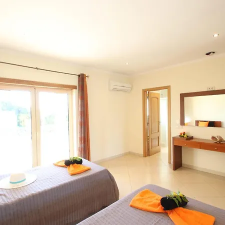 Villa Pauline - Piscina Aquecivel E Bbq - Albufeira